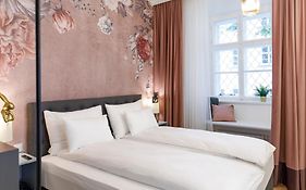 Vienna Hideaways - Your Boutique Stay In Historic Old Town